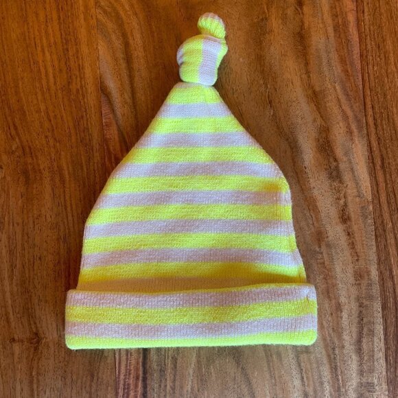 Gap Baby x Disney Baby Stripe Knot Beanie Dumbo Collection 🐘 - Picture 2 of 3